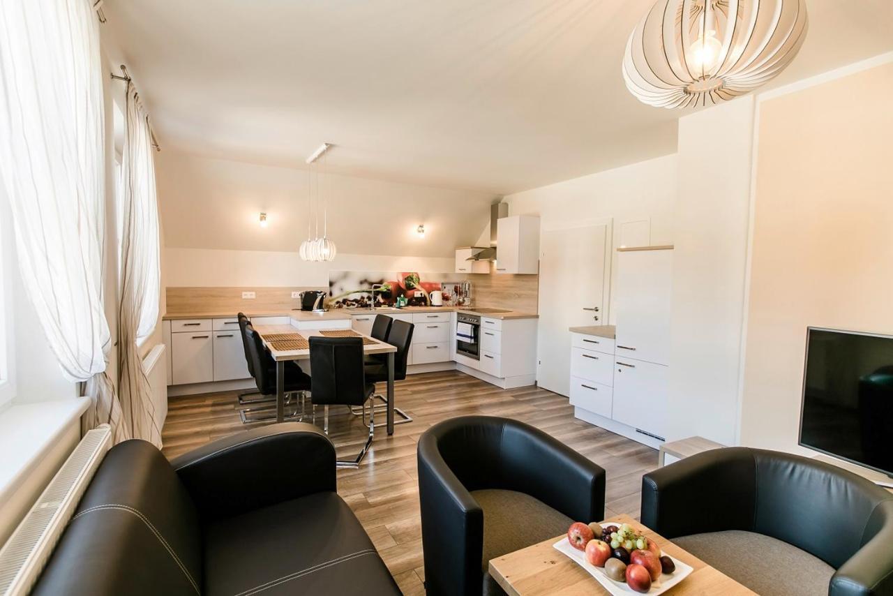 R&R Residenzen Ferienwohnungen Миттербах Экстерьер фото